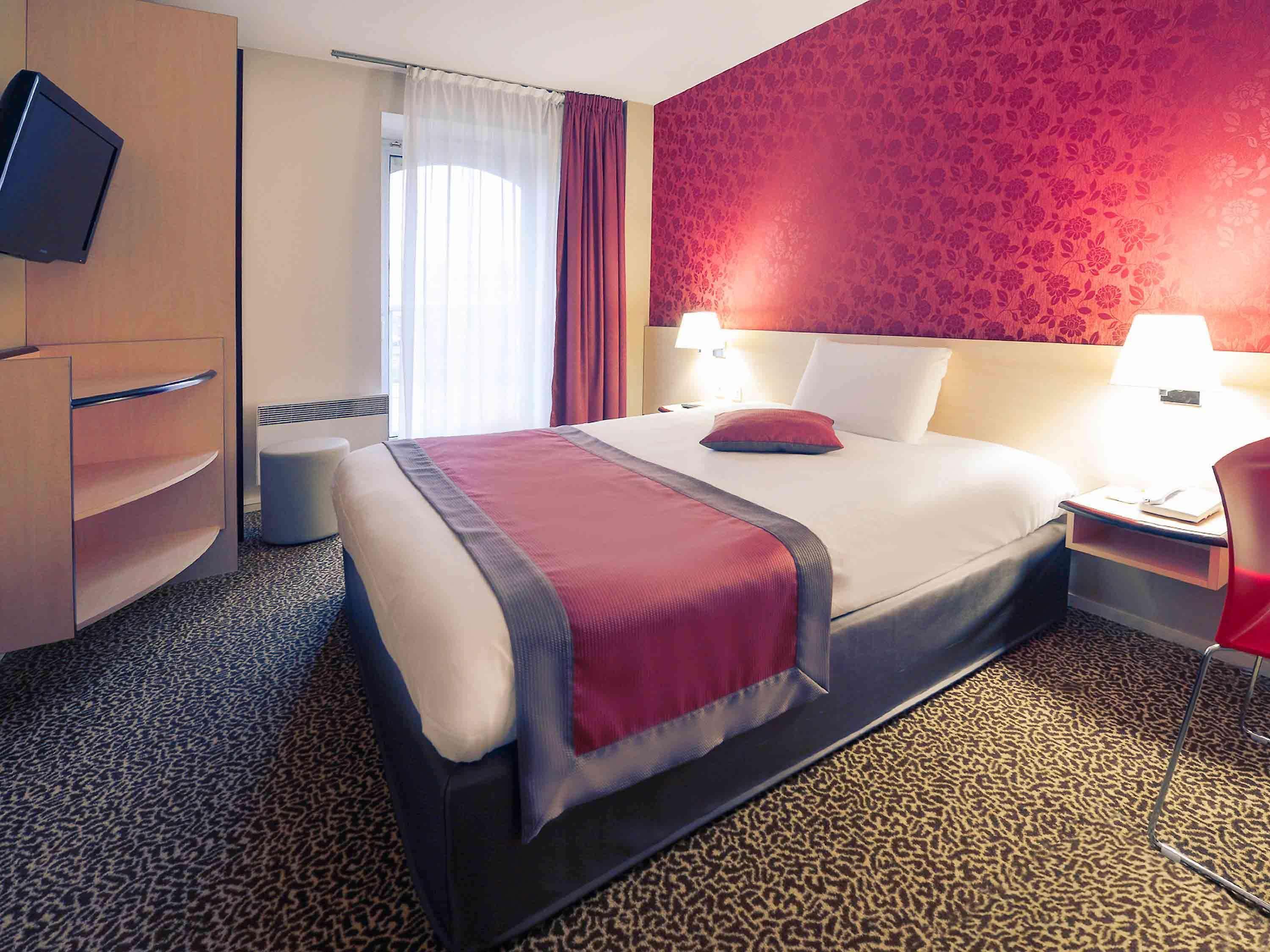 Mercure Rouen Centre Champ De Mars Екстер'єр фото
