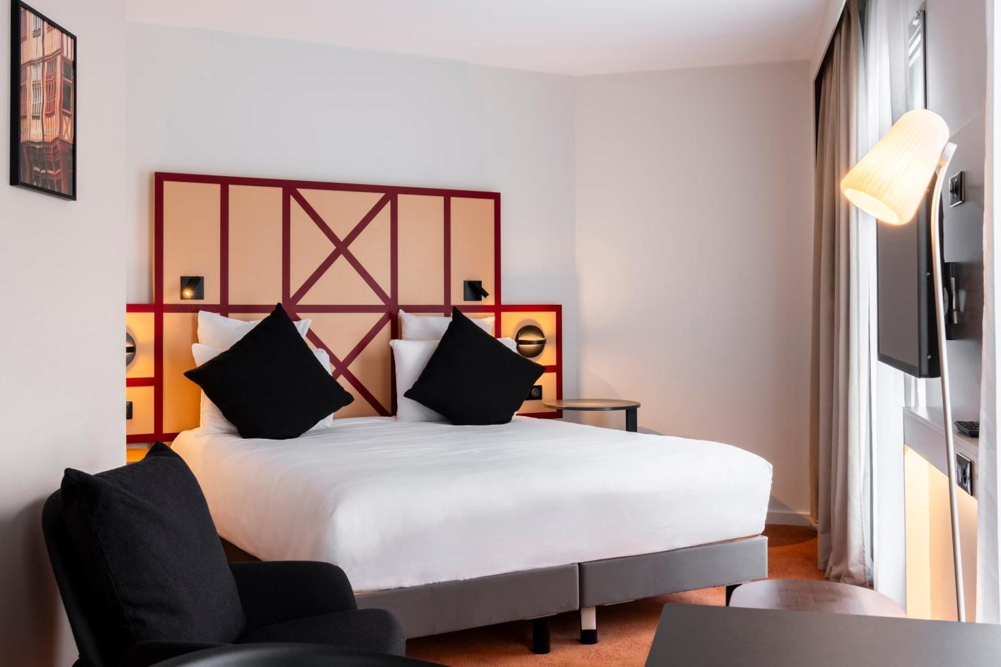 Mercure Rouen Centre Champ De Mars Екстер'єр фото
