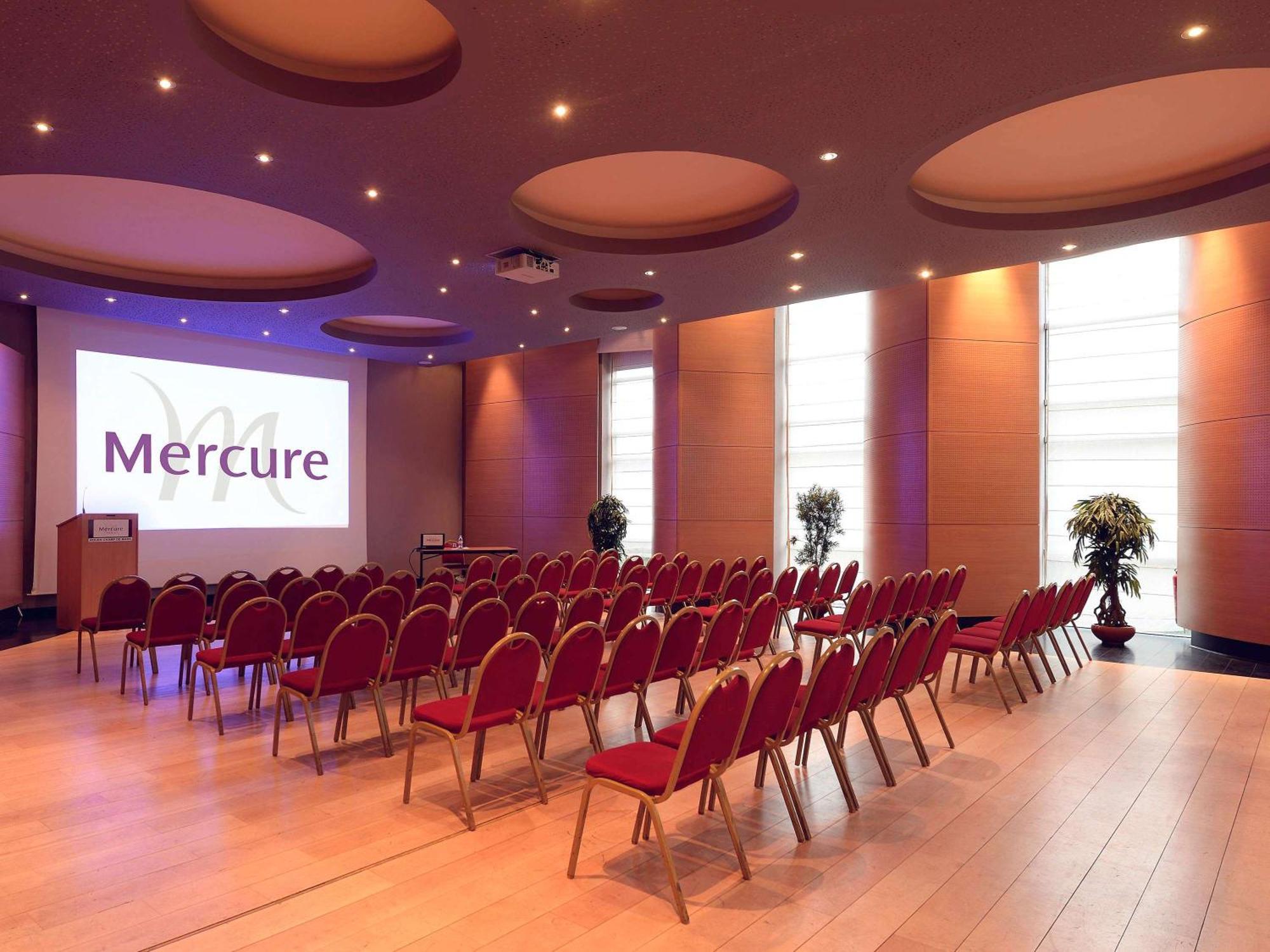 Mercure Rouen Centre Champ De Mars Екстер'єр фото