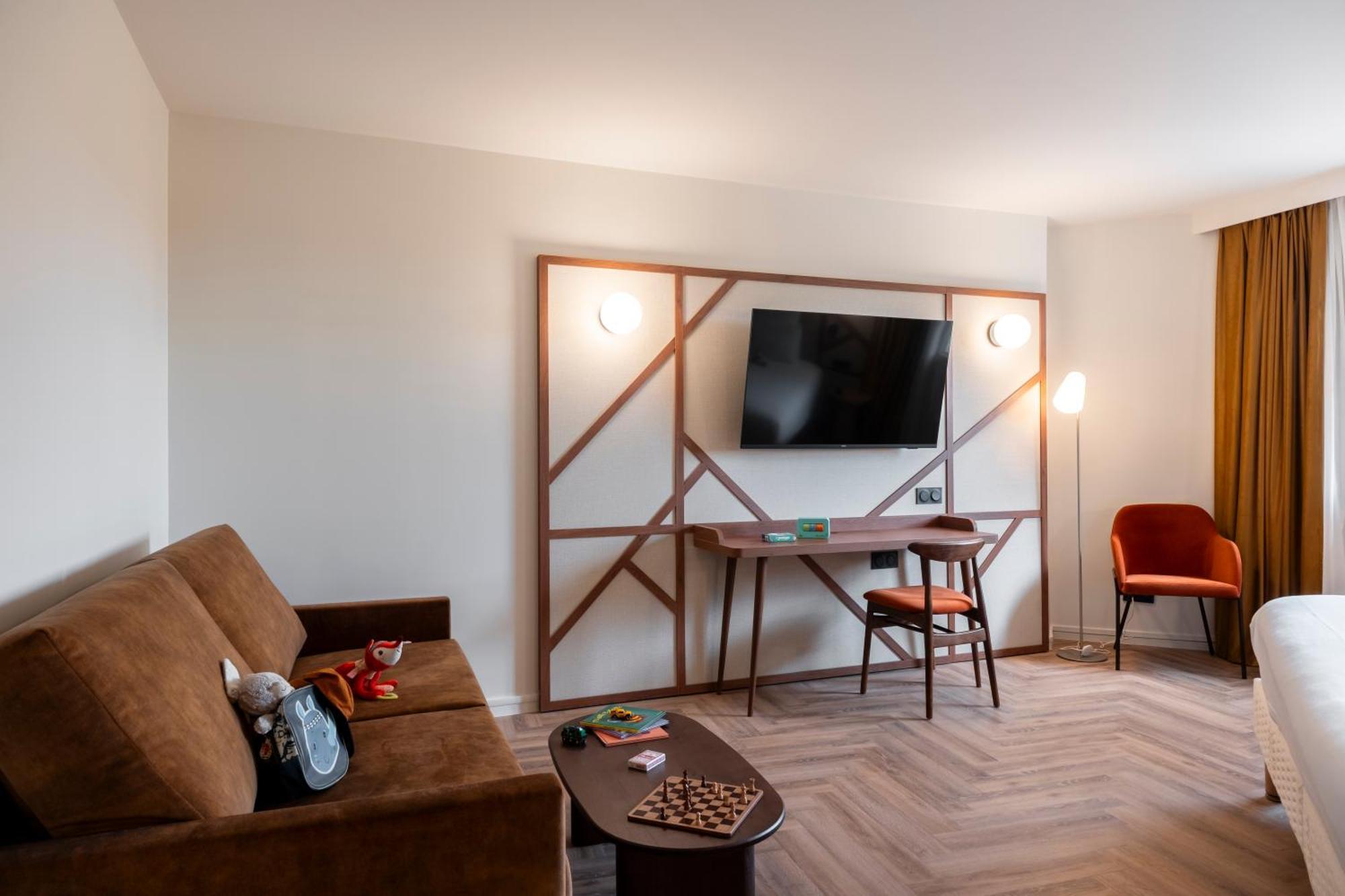 Mercure Rouen Centre Champ De Mars Екстер'єр фото