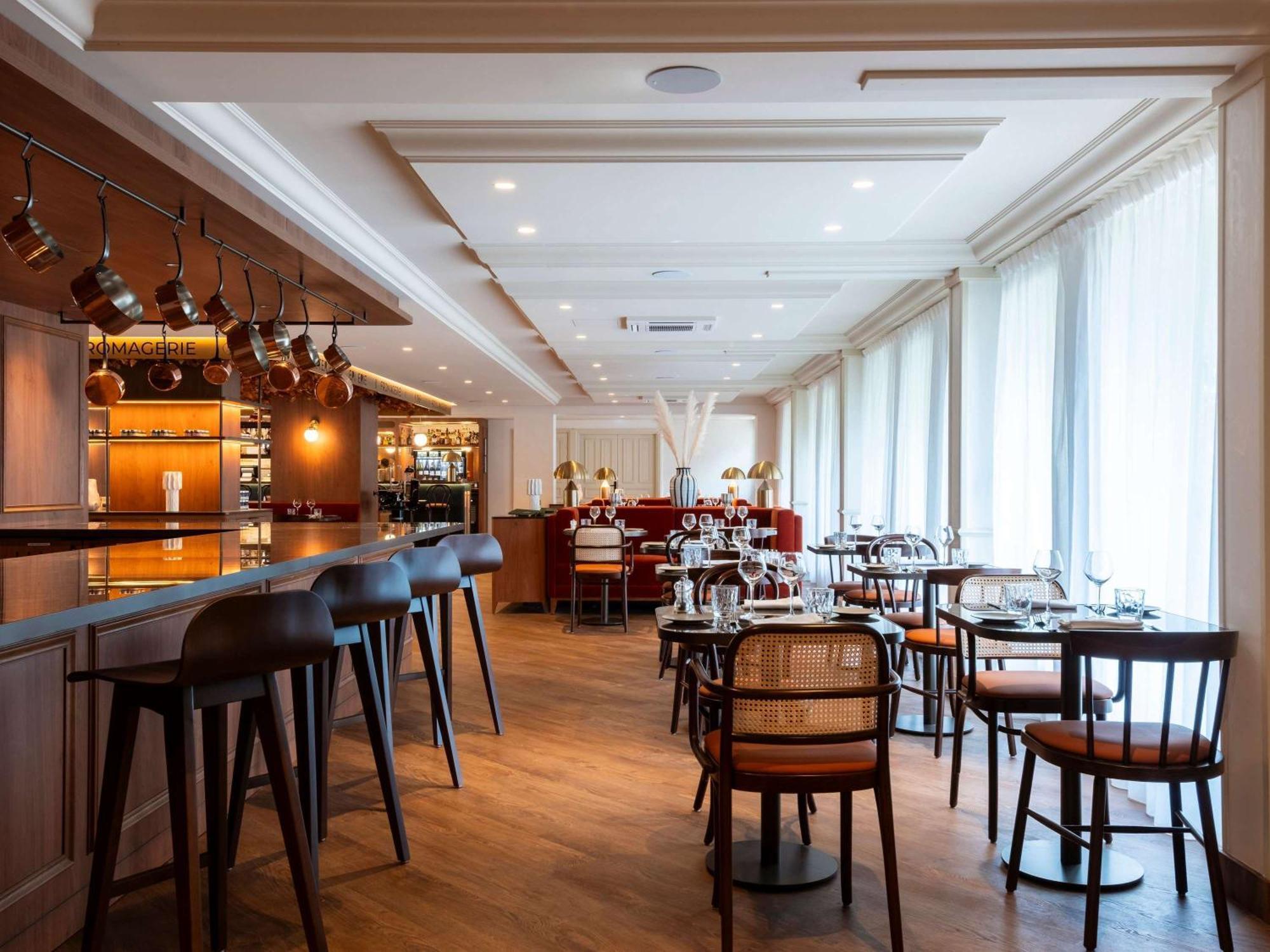 Mercure Rouen Centre Champ De Mars Екстер'єр фото