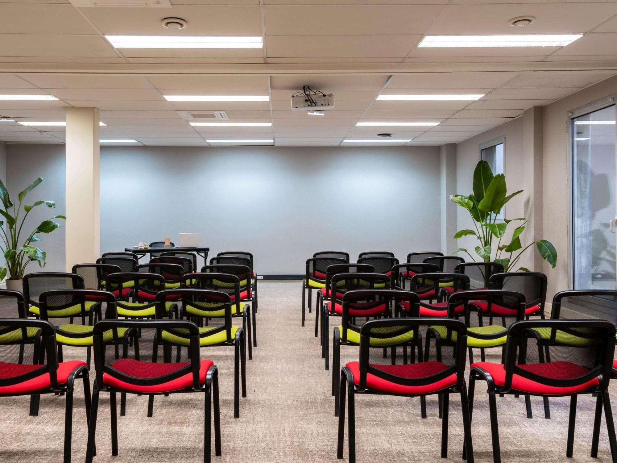 Mercure Rouen Centre Champ De Mars Екстер'єр фото