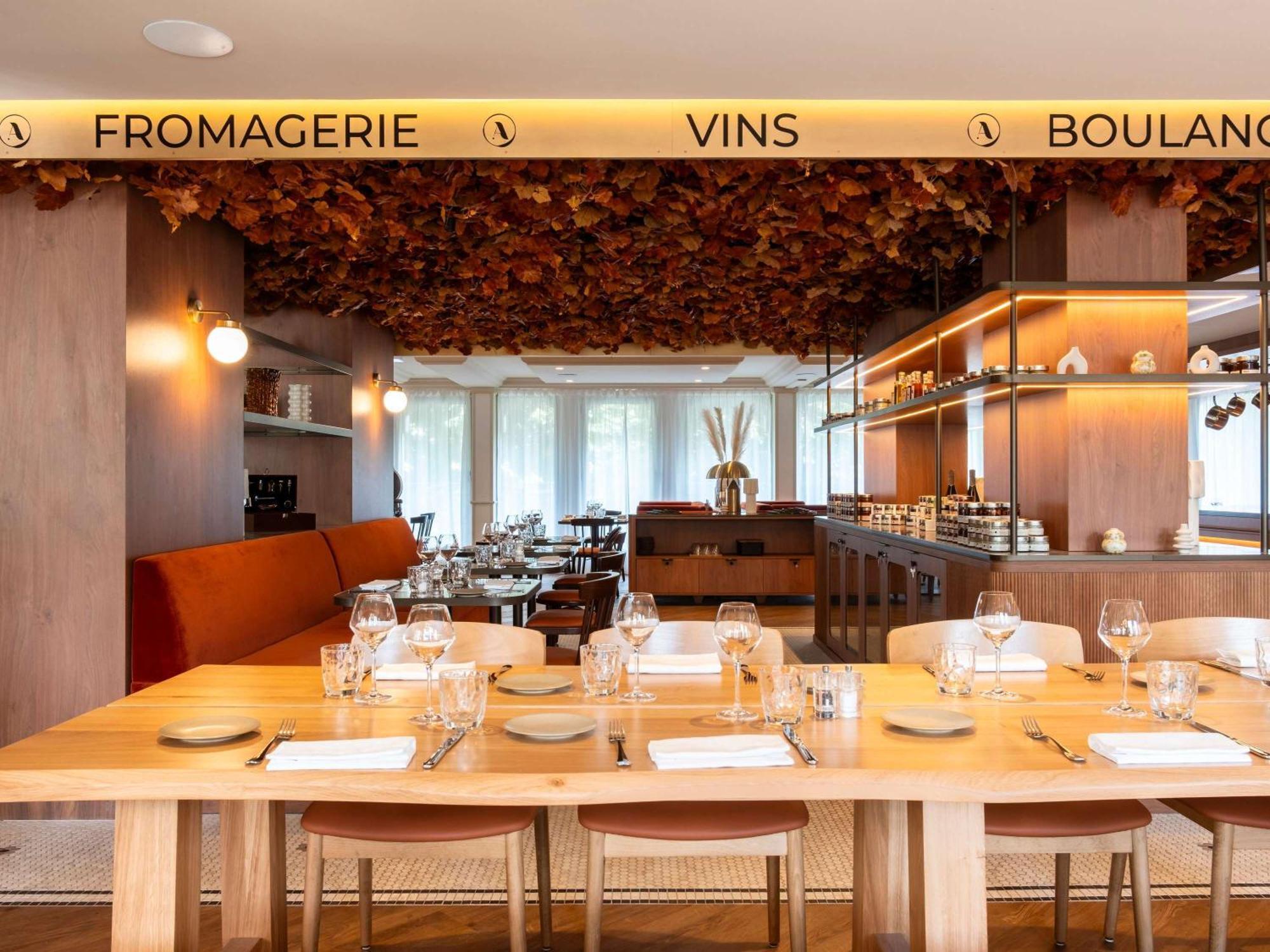 Mercure Rouen Centre Champ De Mars Екстер'єр фото