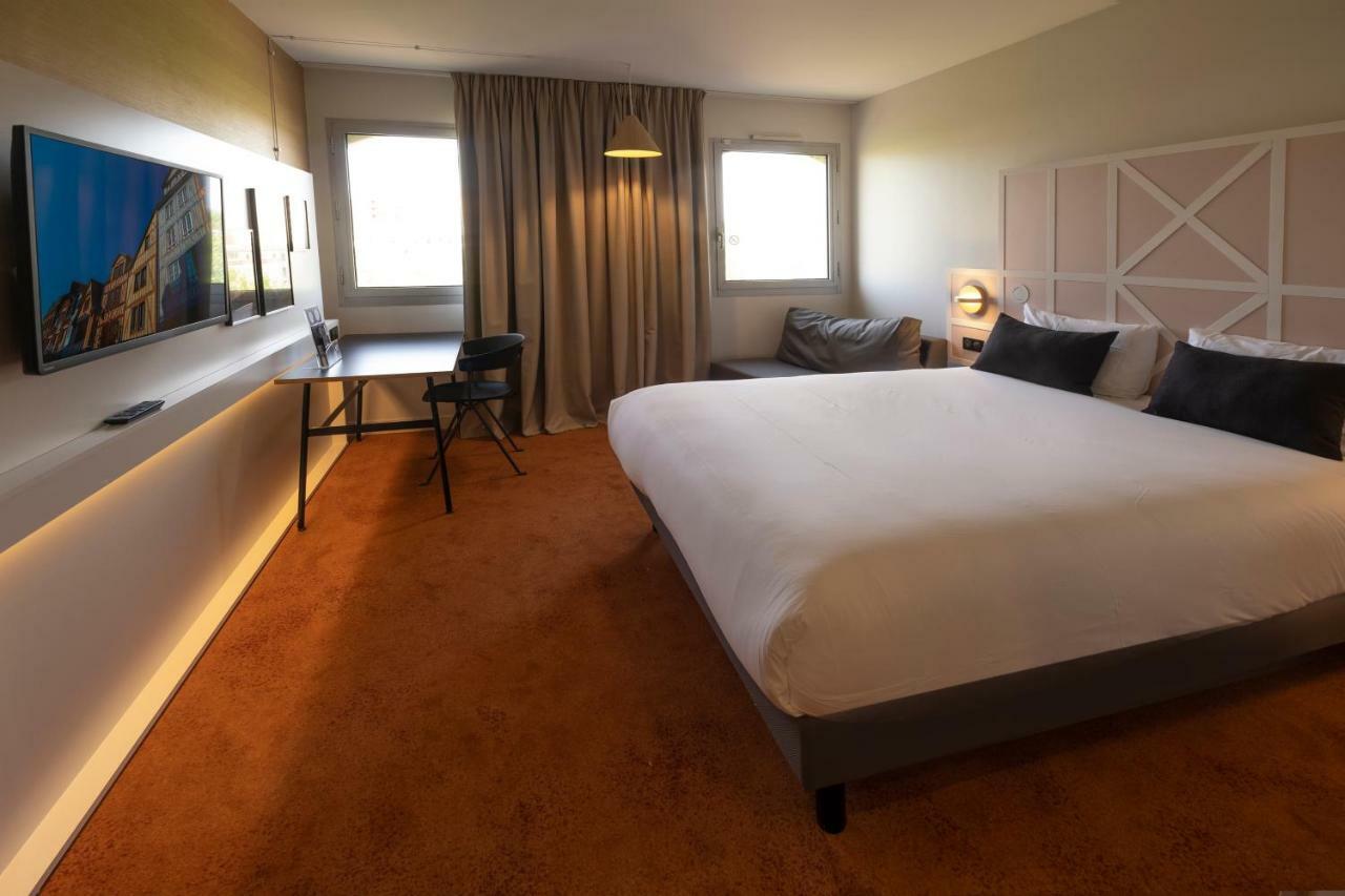 Mercure Rouen Centre Champ De Mars Екстер'єр фото